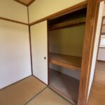 和室　押入