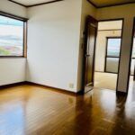 内装全面リフォーム済み!!新品エアコン取付済み!(^^)!2F西側角部屋です 画像5